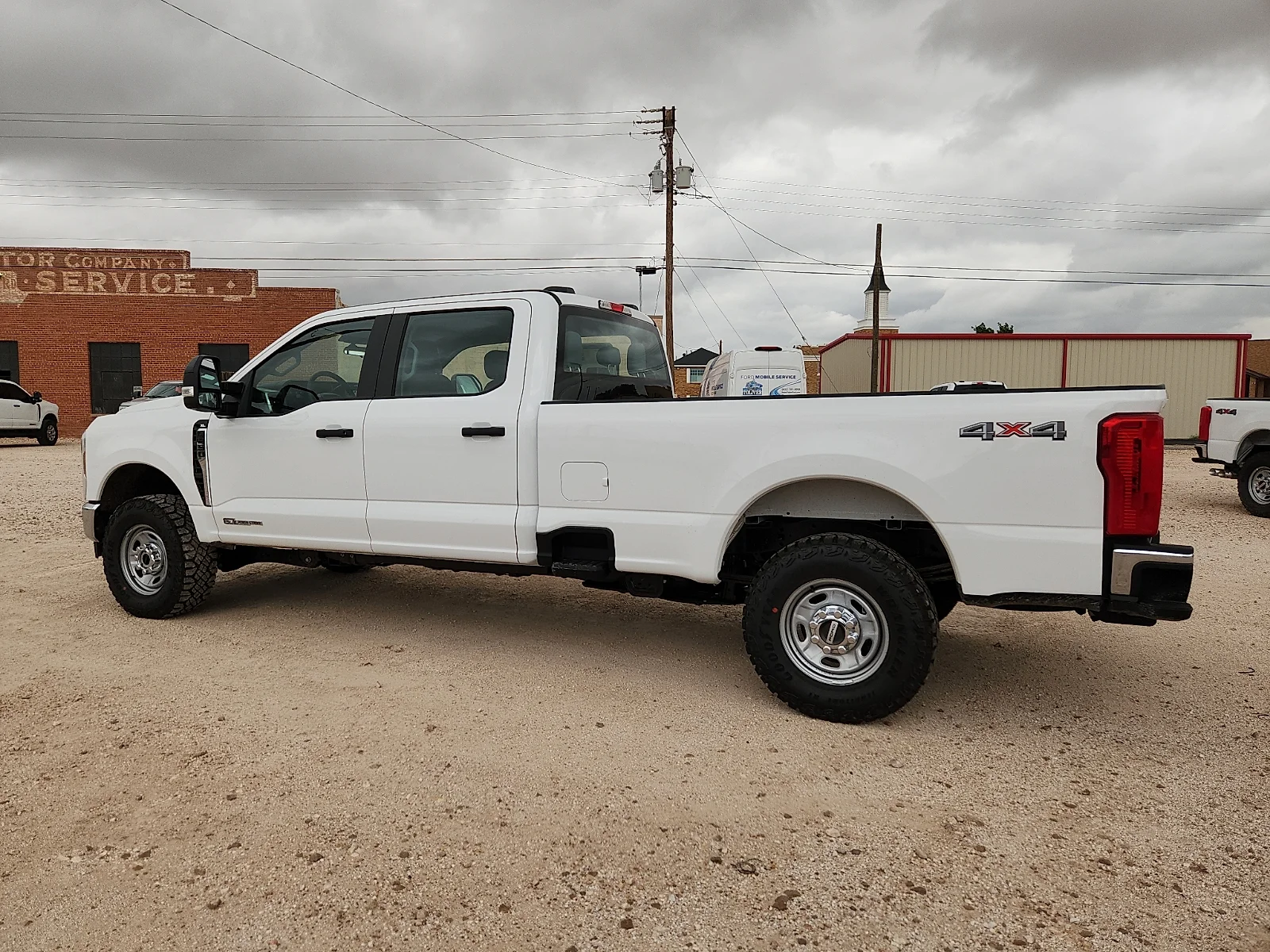 New 2026 Oxford White Ford F-250® XL image 4