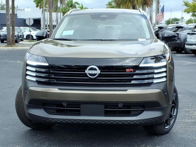 New 2026 Canyon Bronze Metallic Nissan SR image 2