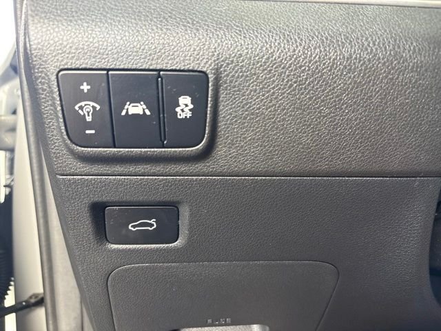 Certified Used 2022 Gray Kia GT-Line image 25