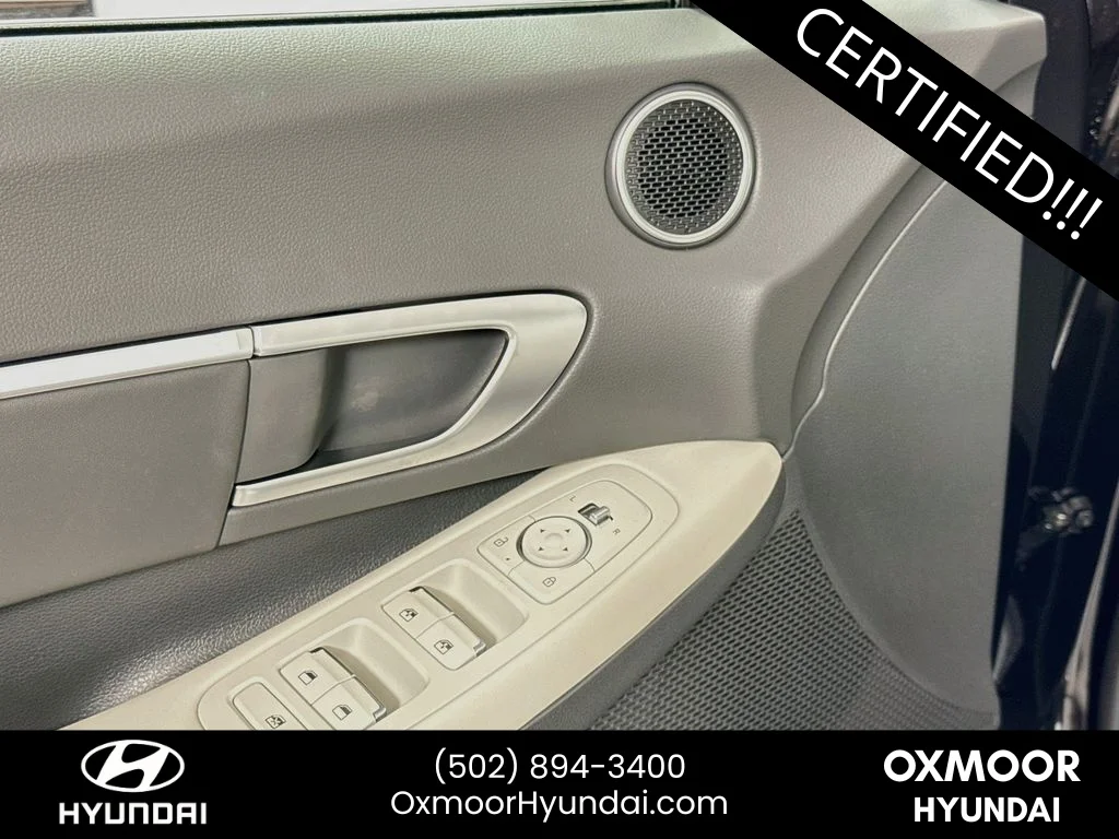 Used 2025 Abyss Black Hyundai SEL image 17