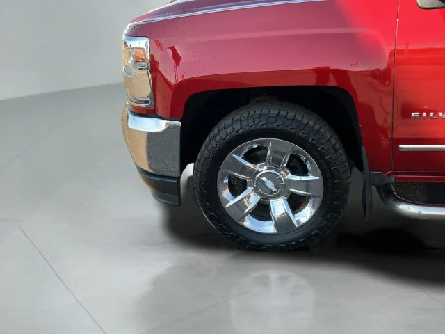 2018 Chevrolet Silverado 1500 LTZ - Photo 16