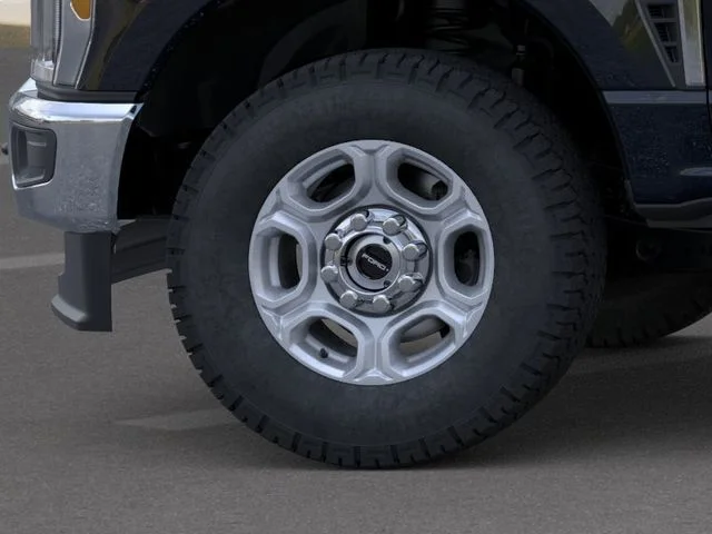 New 2026 Agate Black Metallic Ford F-250® XLT image 19