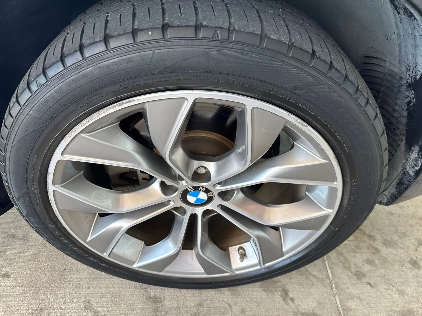 Used 2016 White BMW sDrive28i image 25