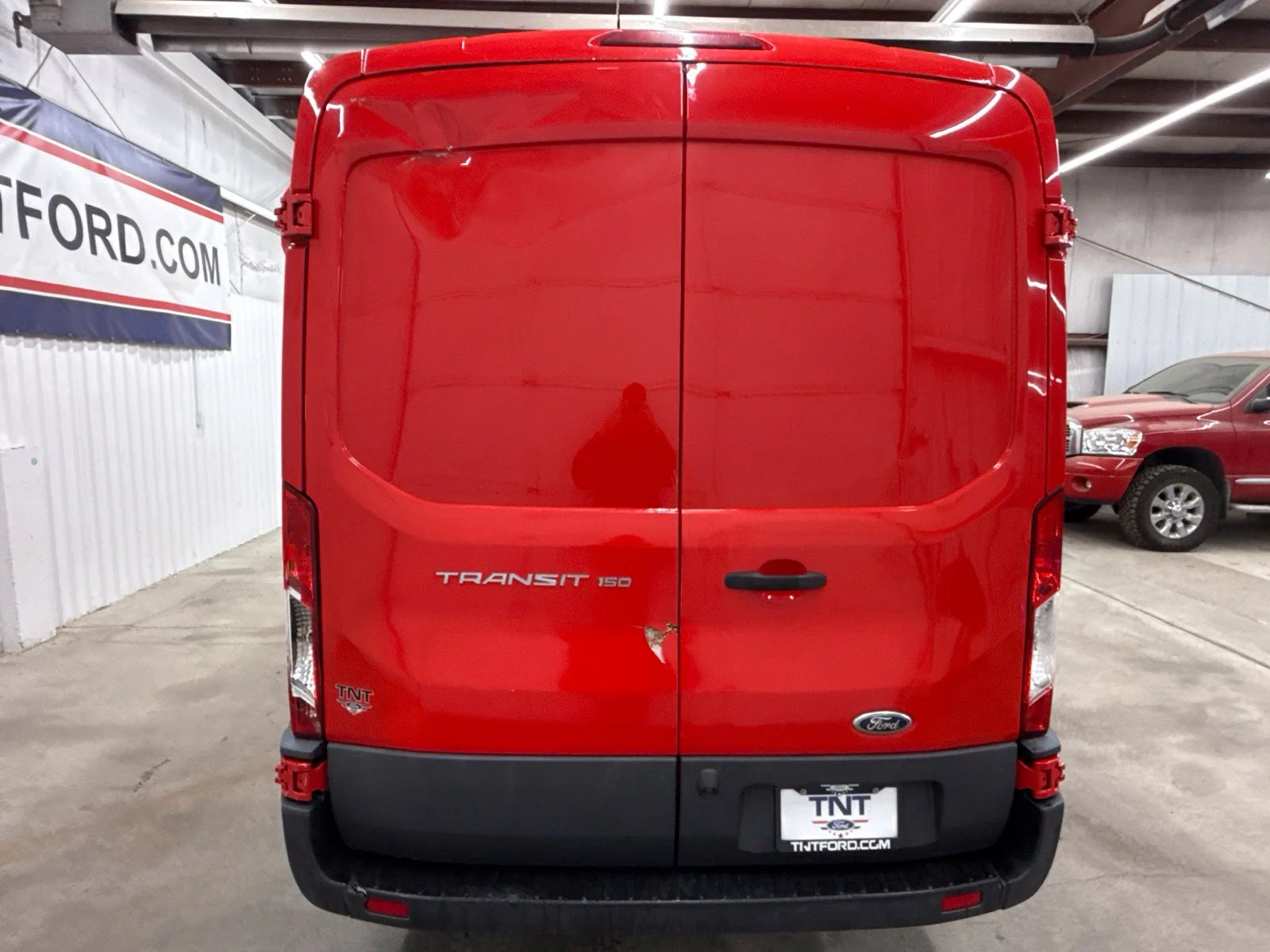 Used 2016 Red Ford Base image 7