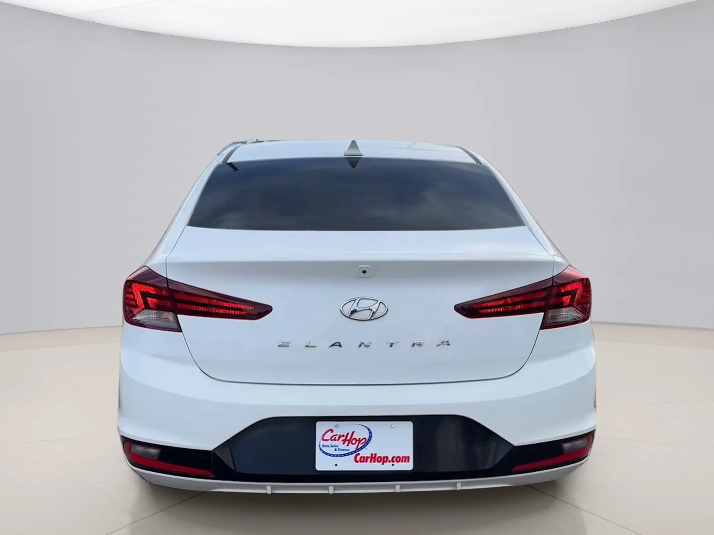 Used 2019 White Hyundai LIMITED image 4