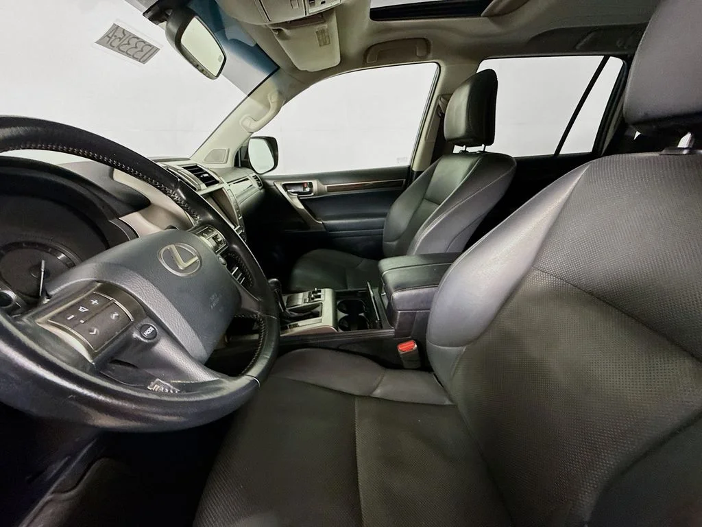 Used 2015 Black Onyx Lexus Base image 19