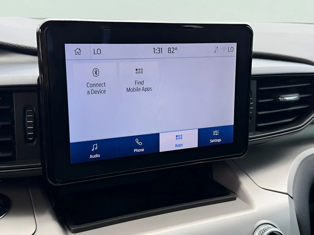 Used 2023 White Ford XLT image 35