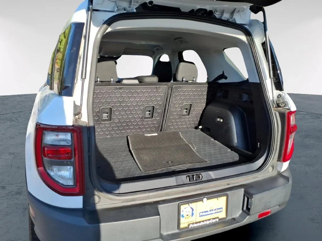 Used 2021 White Ford Big Bend image 11