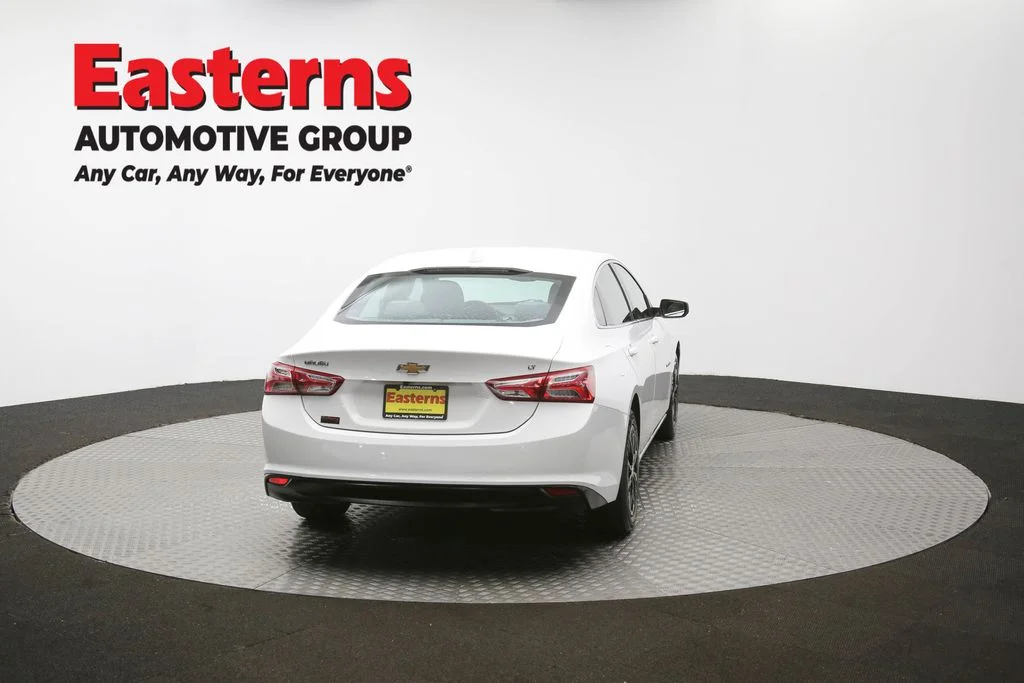 Used 2022 White Chevrolet LT image 36
