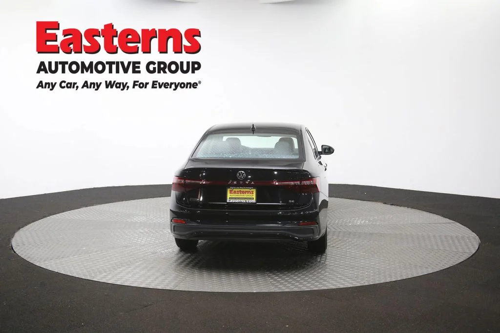 Used 2025 Black Volkswagen 1.5T SE image 36