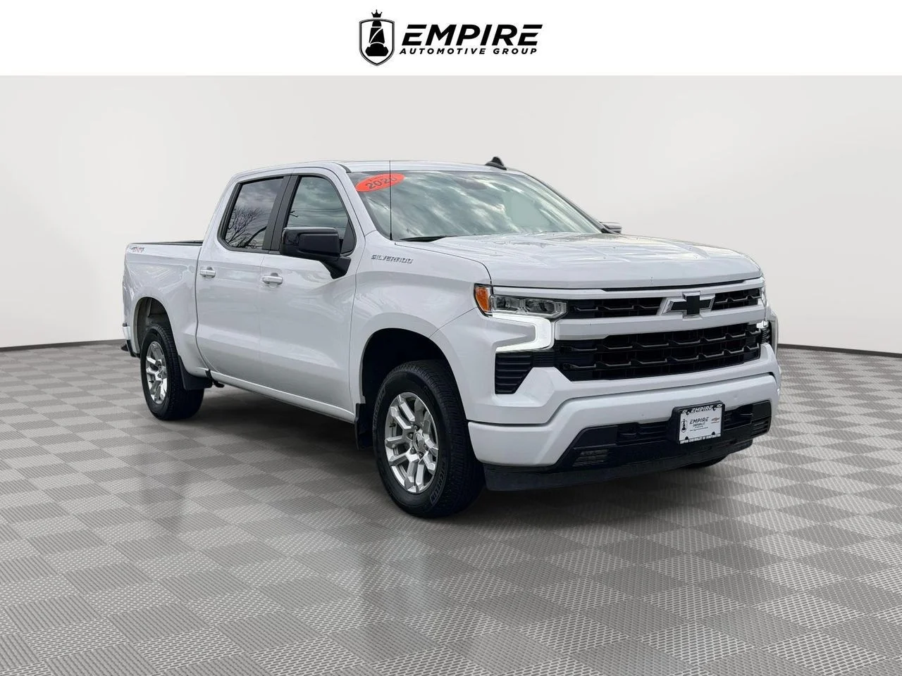 Used 2026 Summit White Chevrolet 4WD Crew Cab Short Bed RST image 1
