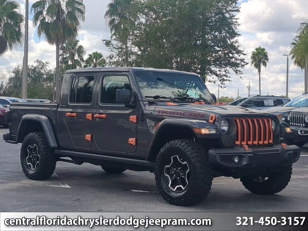 Used 2021 Gray Jeep Rubicon image 1