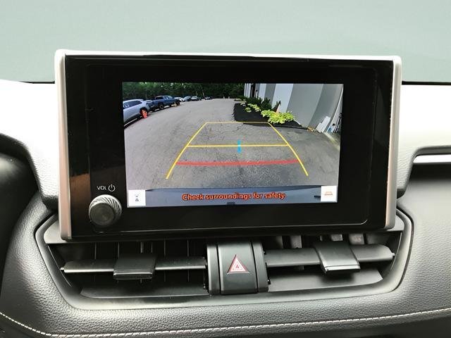 Certified Used 2024 SILVER SKY METALLIC Toyota  image 19