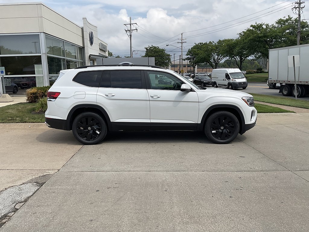 New 2026 Opal White Pearl Volkswagen SE TECH 4MO 8-AUTO image 3