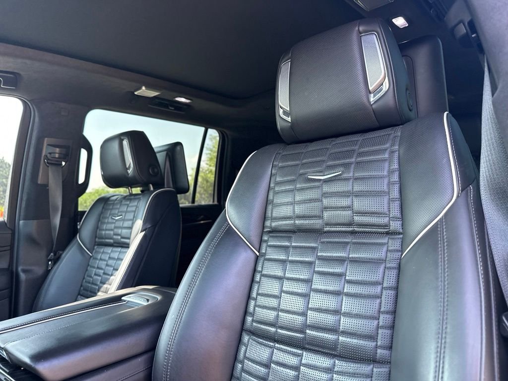 Used 2023 Silver Cadillac V-Series image 16