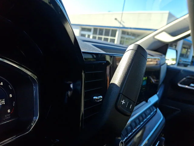 Used 2025 Blue Chevrolet LT image 14