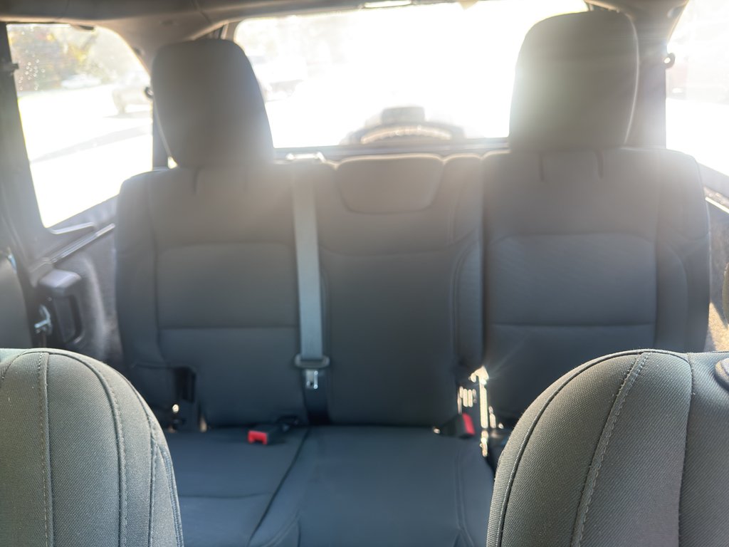 2021 Jeep Wrangler Unlimited Sport - Photo 10