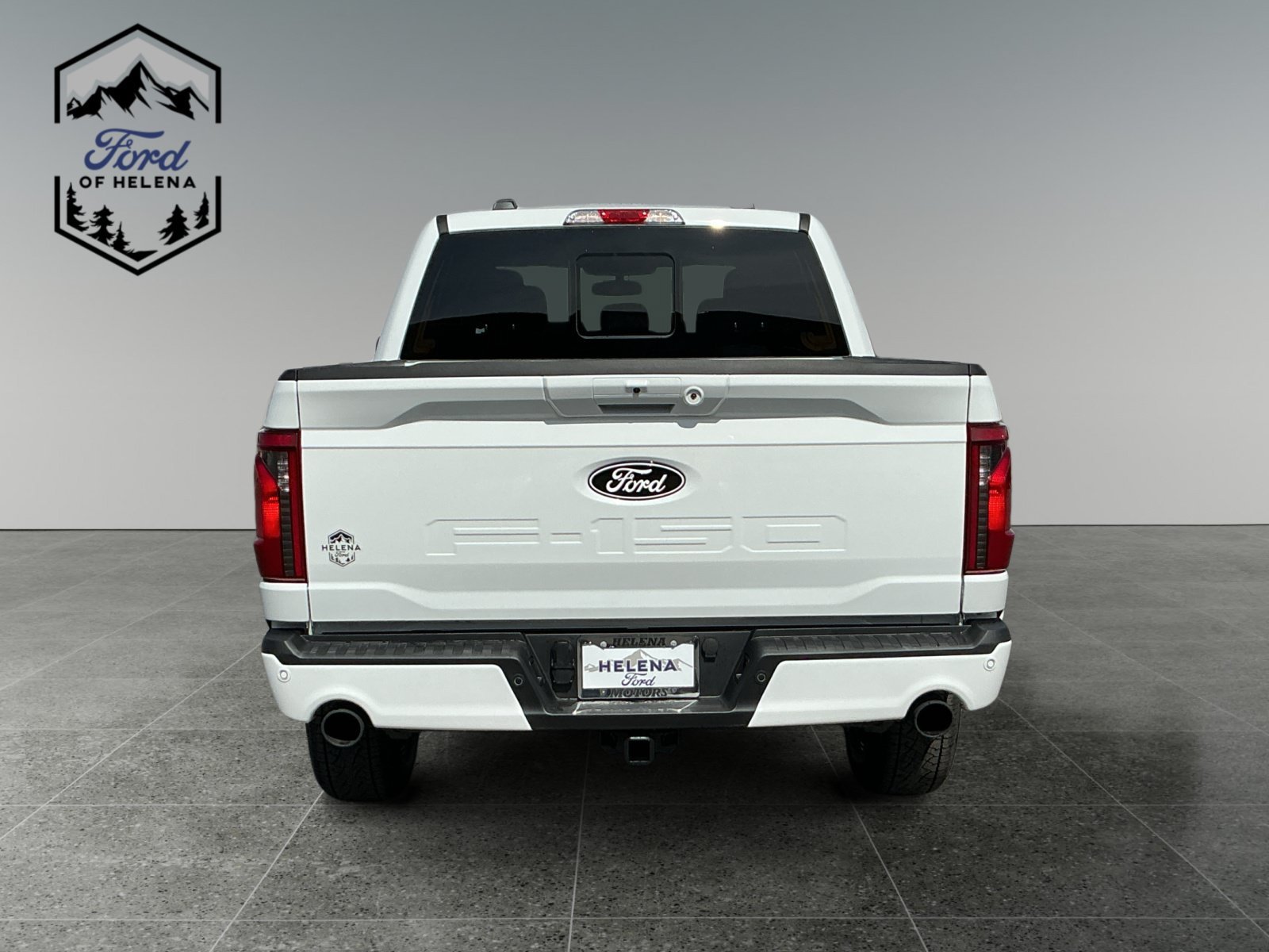 New 2026 Oxford White Ford XLT image 4
