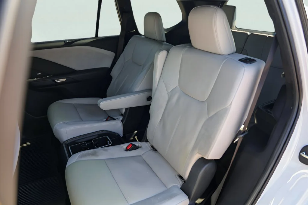 Used 2024 White Lexus 350 Luxury image 26