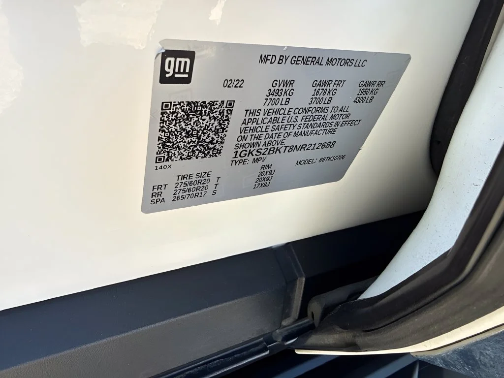 Used 2022 WHITE FROST TRICOAT GMC SLT image 42