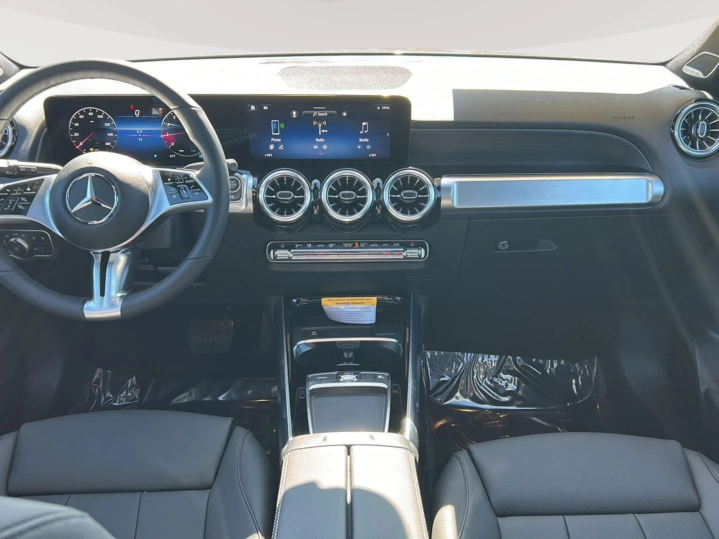 New 2026 Mountain Grey Metallic Mercedes-Benz GLB 250 image 14