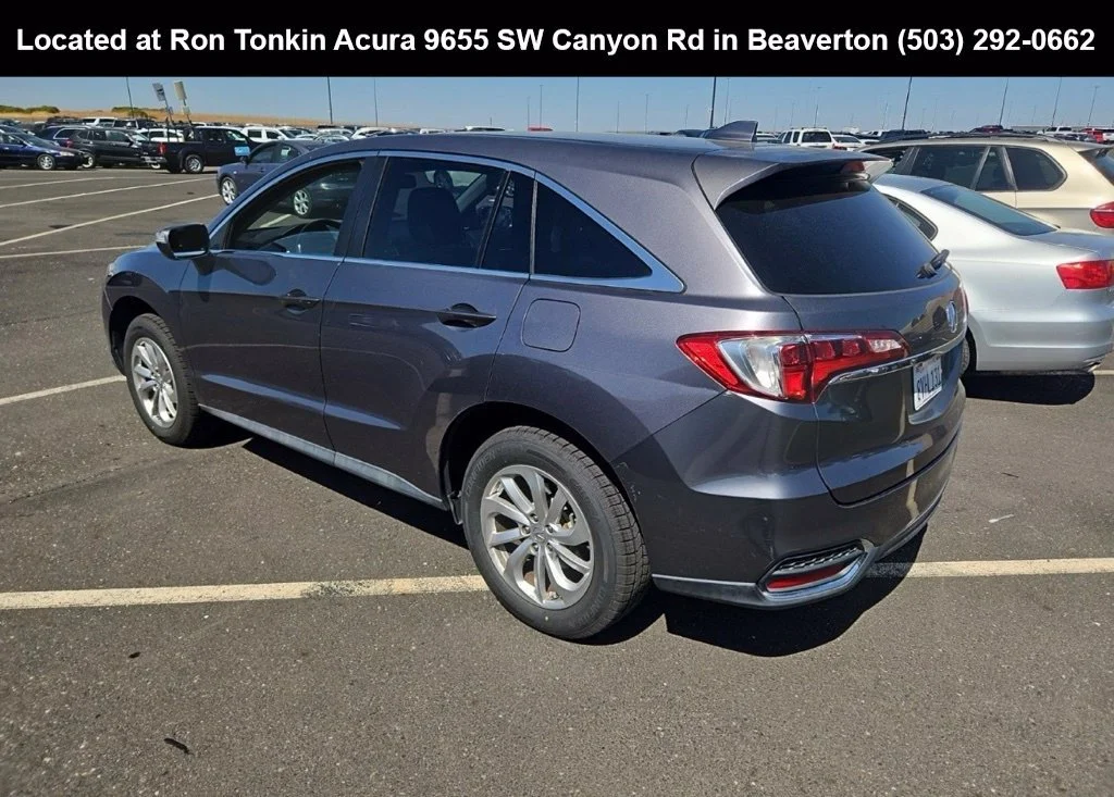 Used 2018 Modern Steel Metallic Acura RDX image 15