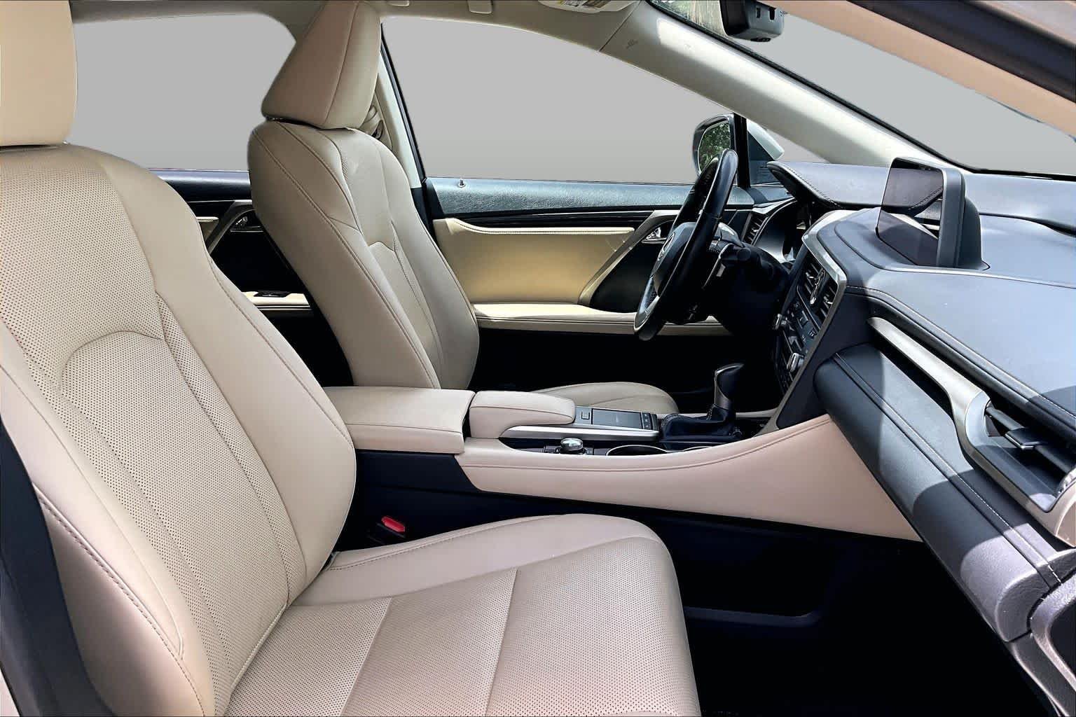 Used 2021 Moonbeam Beige Metallic Lexus  image 9