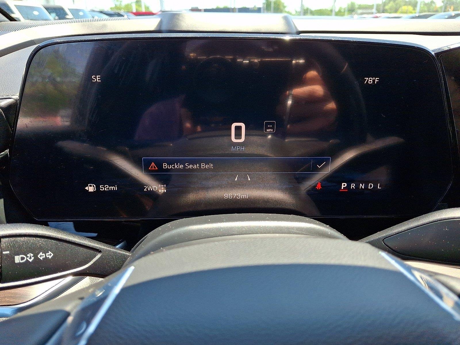 Used 2025 Summit White Chevrolet LS image 21