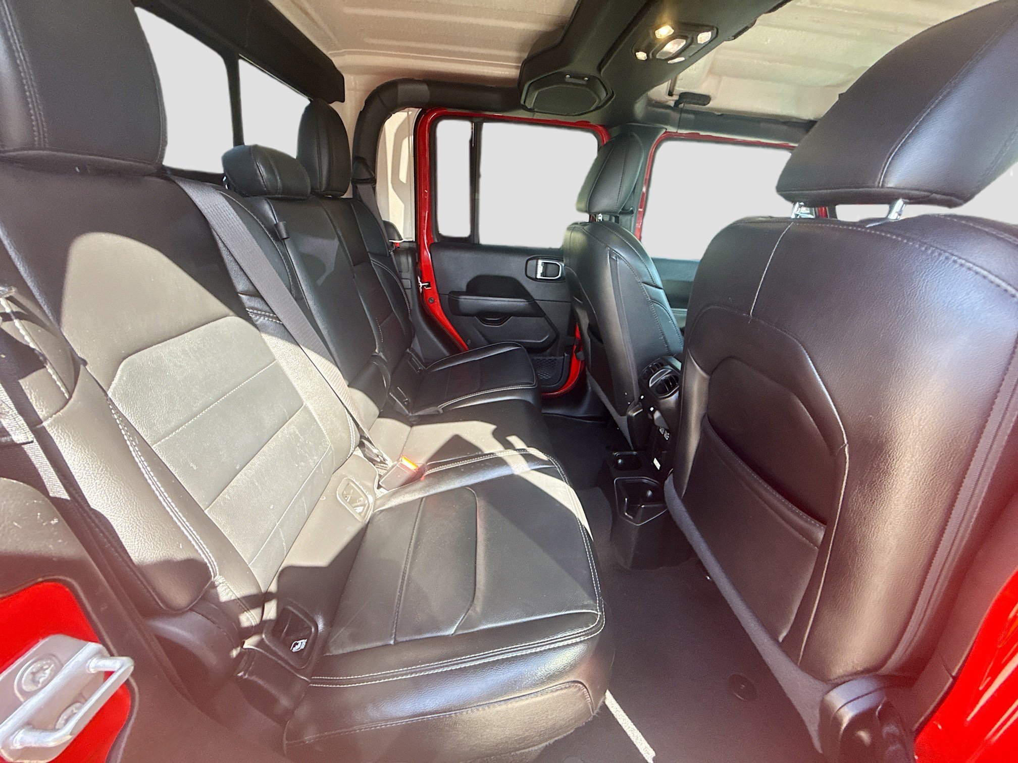 Used 2021 Firecracker Red Clearcoat Jeep Overland image 28