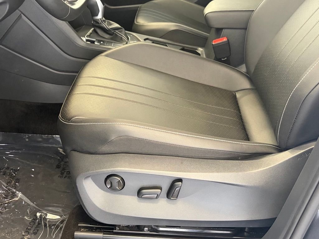 Certified Used 2023 Platinum Gray Metallic Volkswagen 2.0T SE image 10