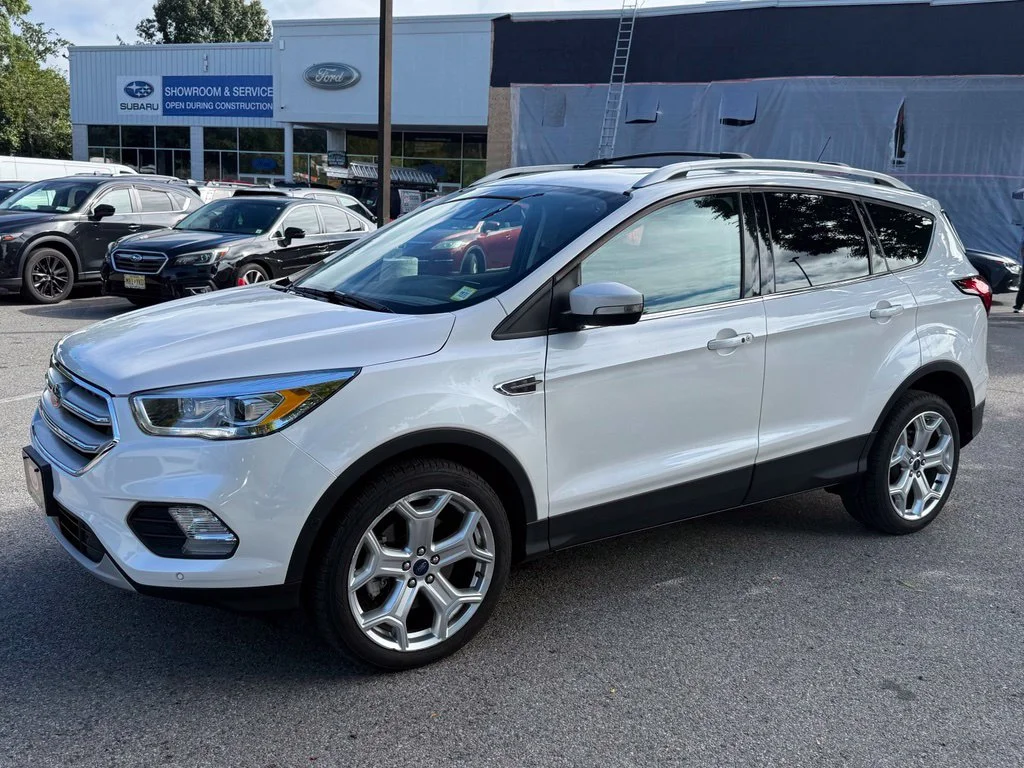 Certified Used 2019 White Platinum Clearcoat Metallic Ford Titanium image 4