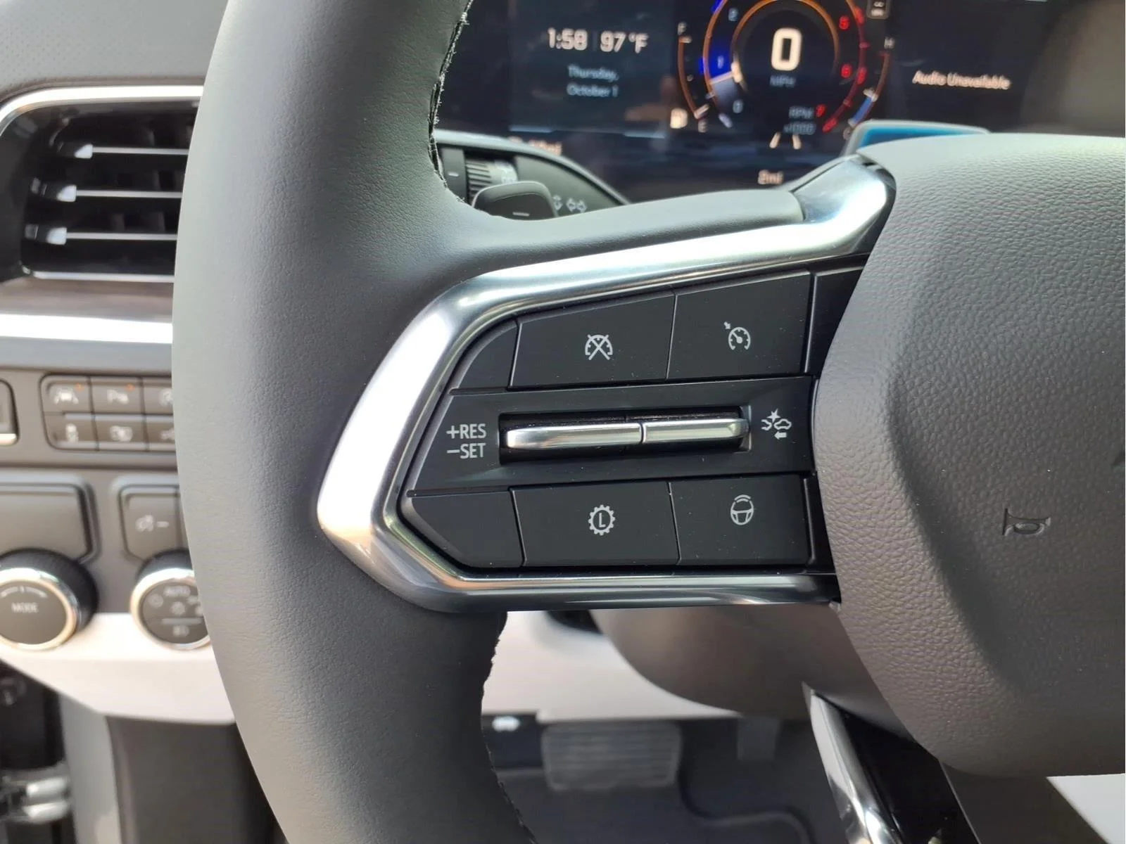 New 2027 Sterling Gray Metallic Chevrolet Premier image 20