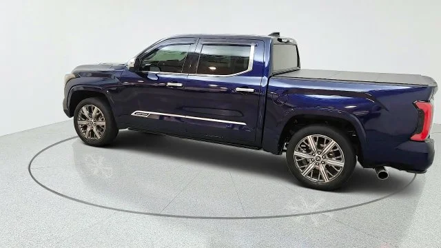 Used 2022  Toyota Capstone image 7
