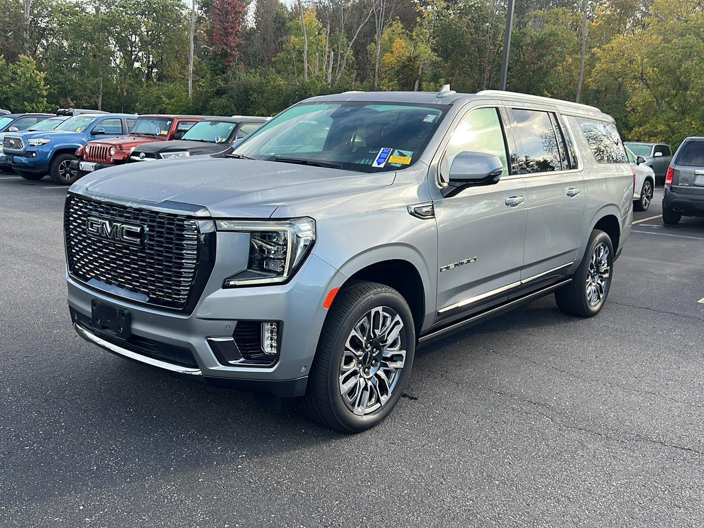 Used 2023 Sterling Metallic GMC Denali Ultimate image 2