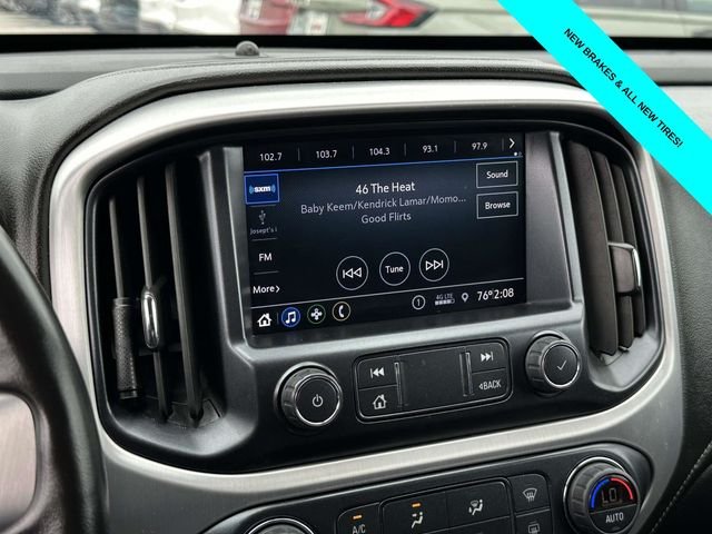 Used 2022 Gray GMC Elevation image 3