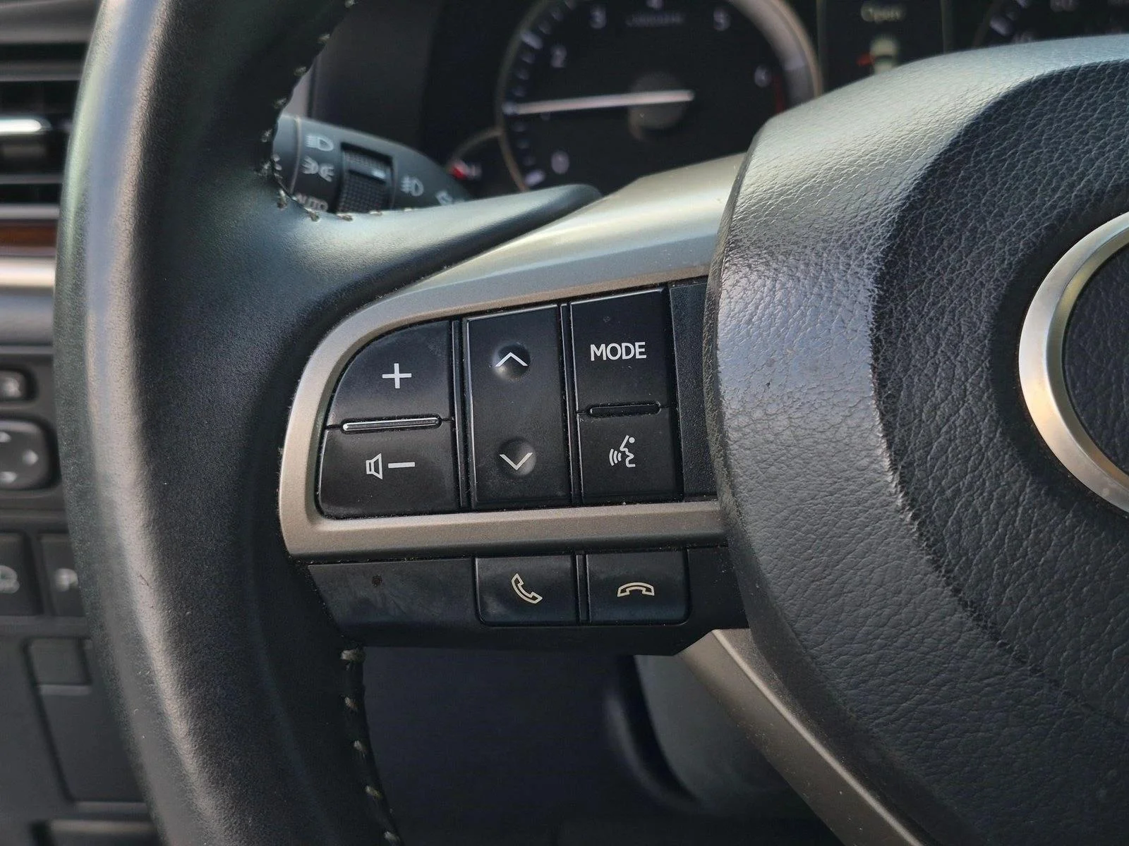 Used 2016 Nebula Gray Pearl Lexus  image 10