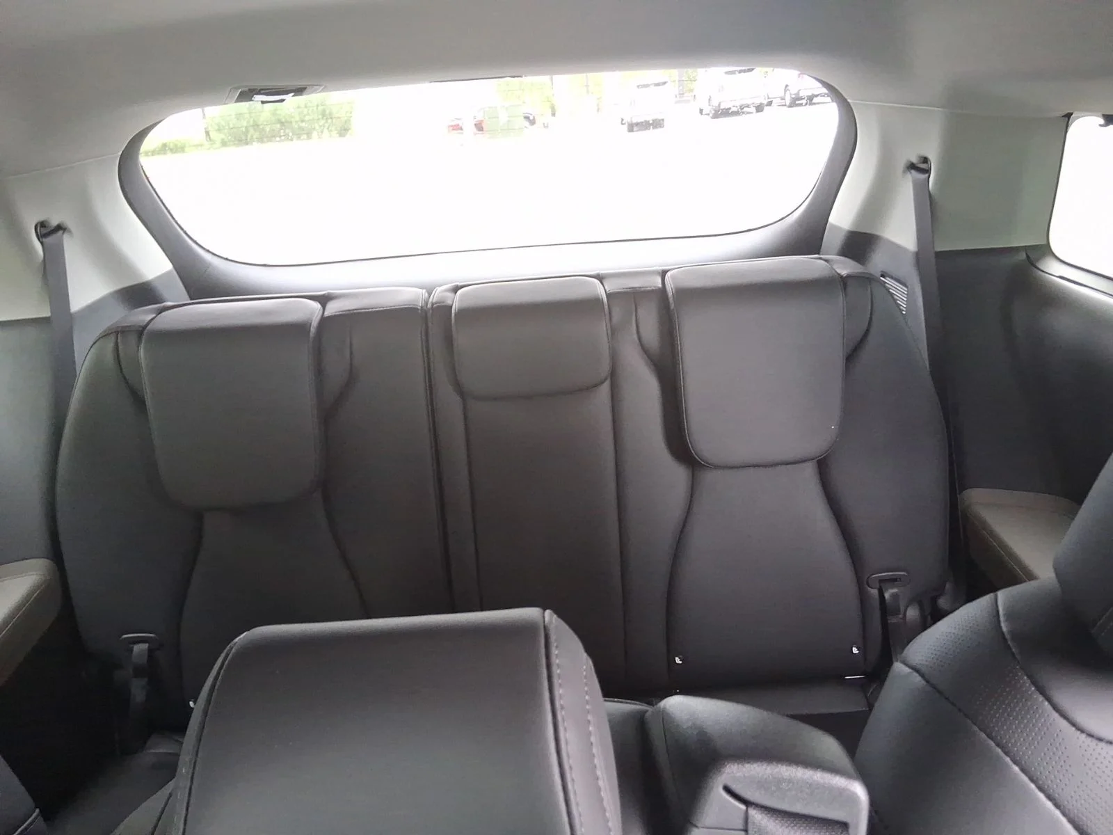 New 2026 White Kia EX image 22
