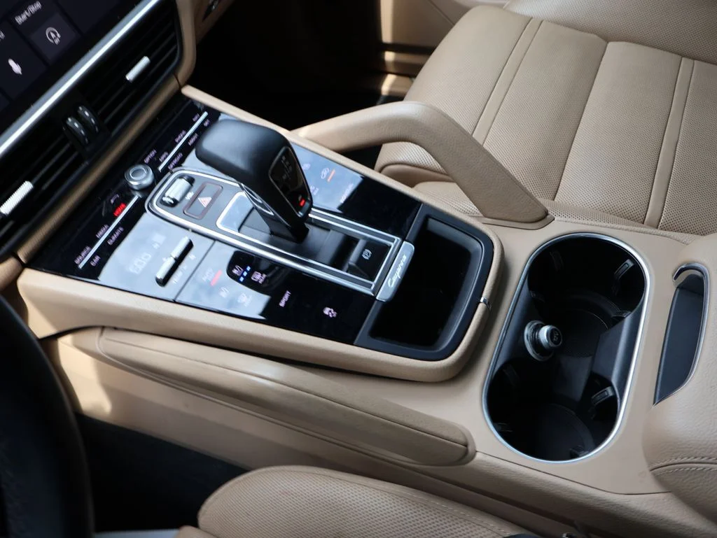 Used 2020 White Porsche  image 25