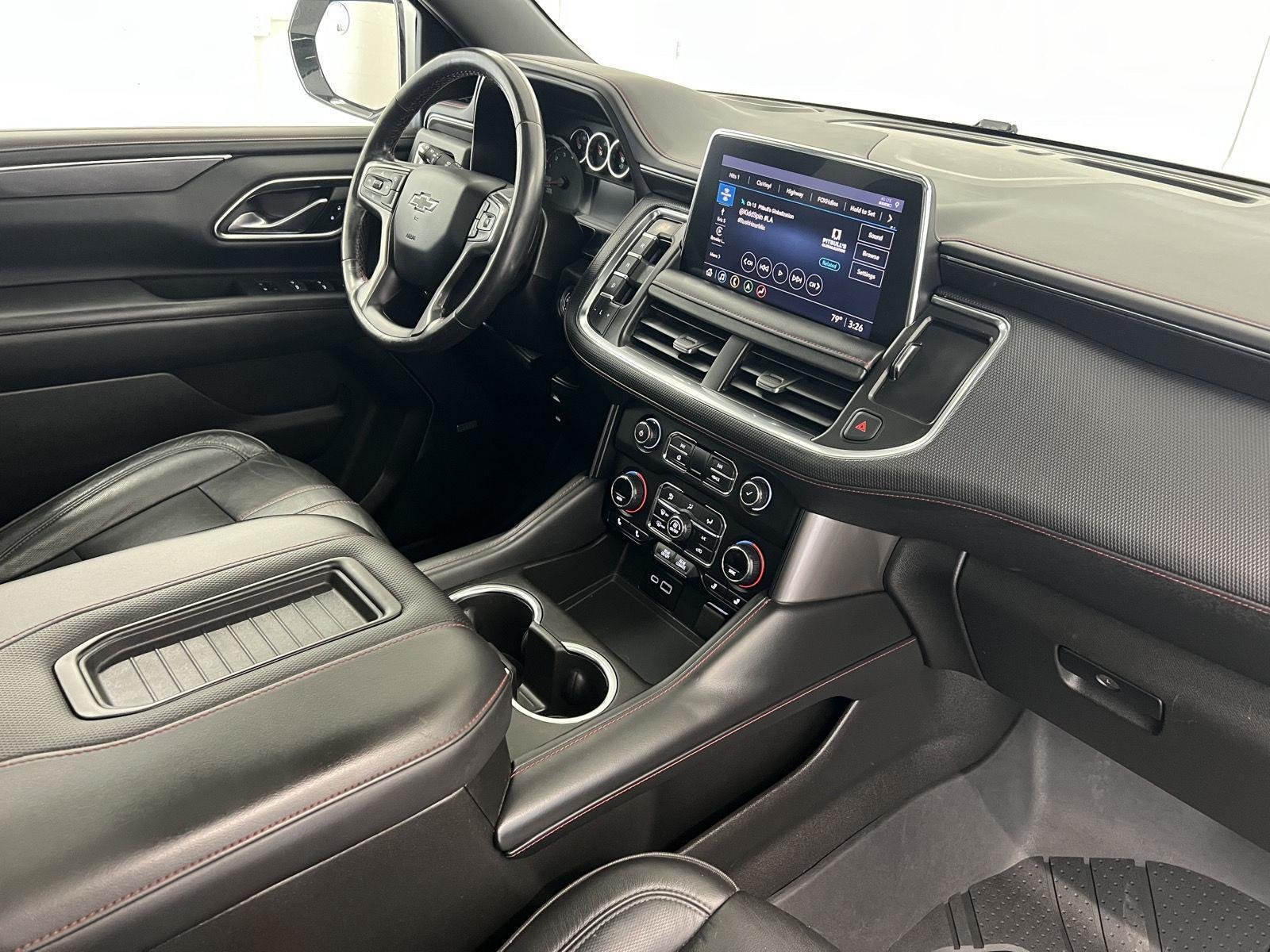 2021 Chevrolet Suburban RST - Photo 32
