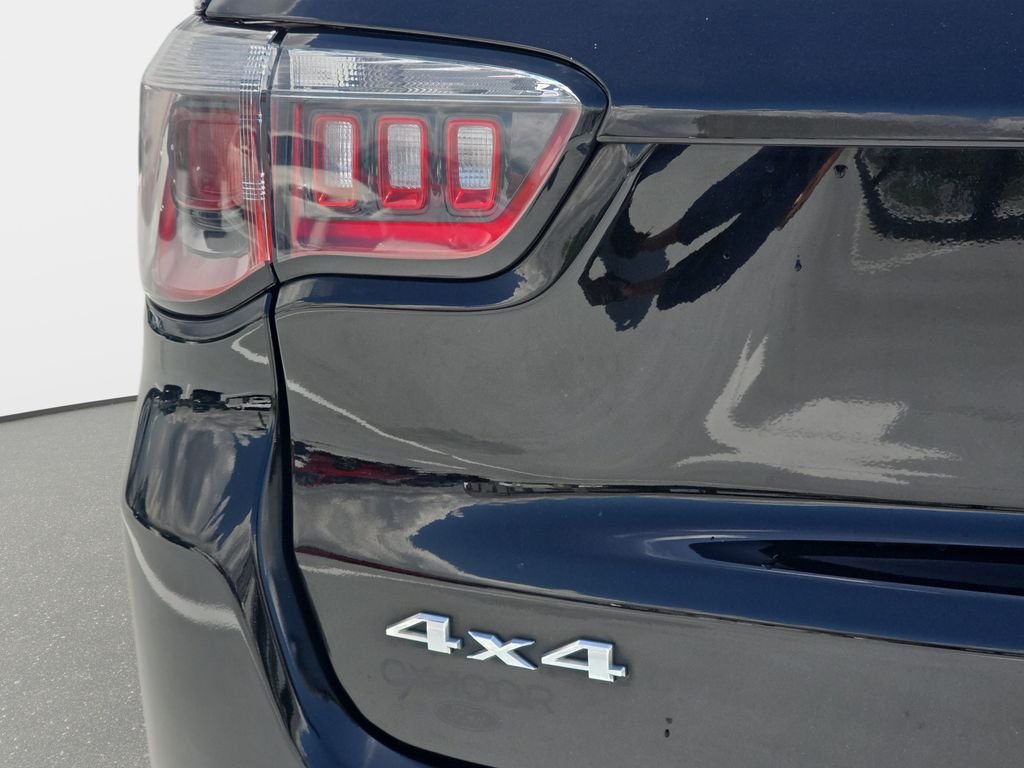 Used 2020 Black Jeep Limited image 29