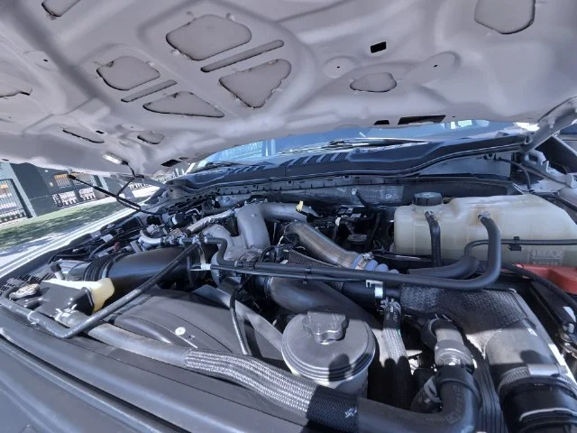 Used 2020 White Ford XL image 30