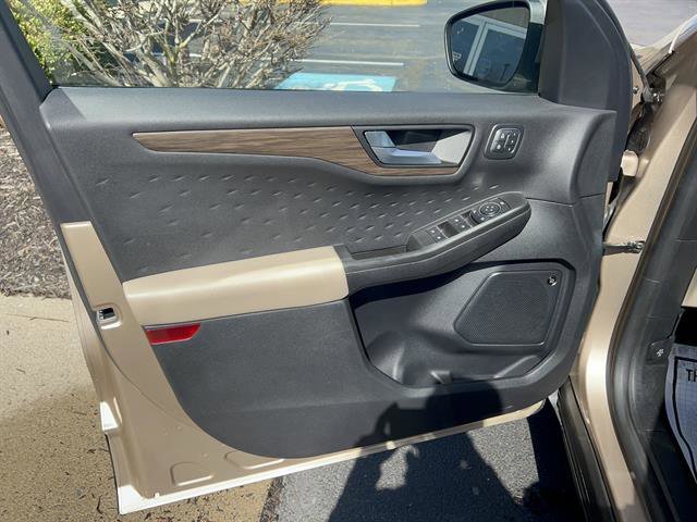 Used 2020 Desert Gold Metallic Ford Titanium image 10