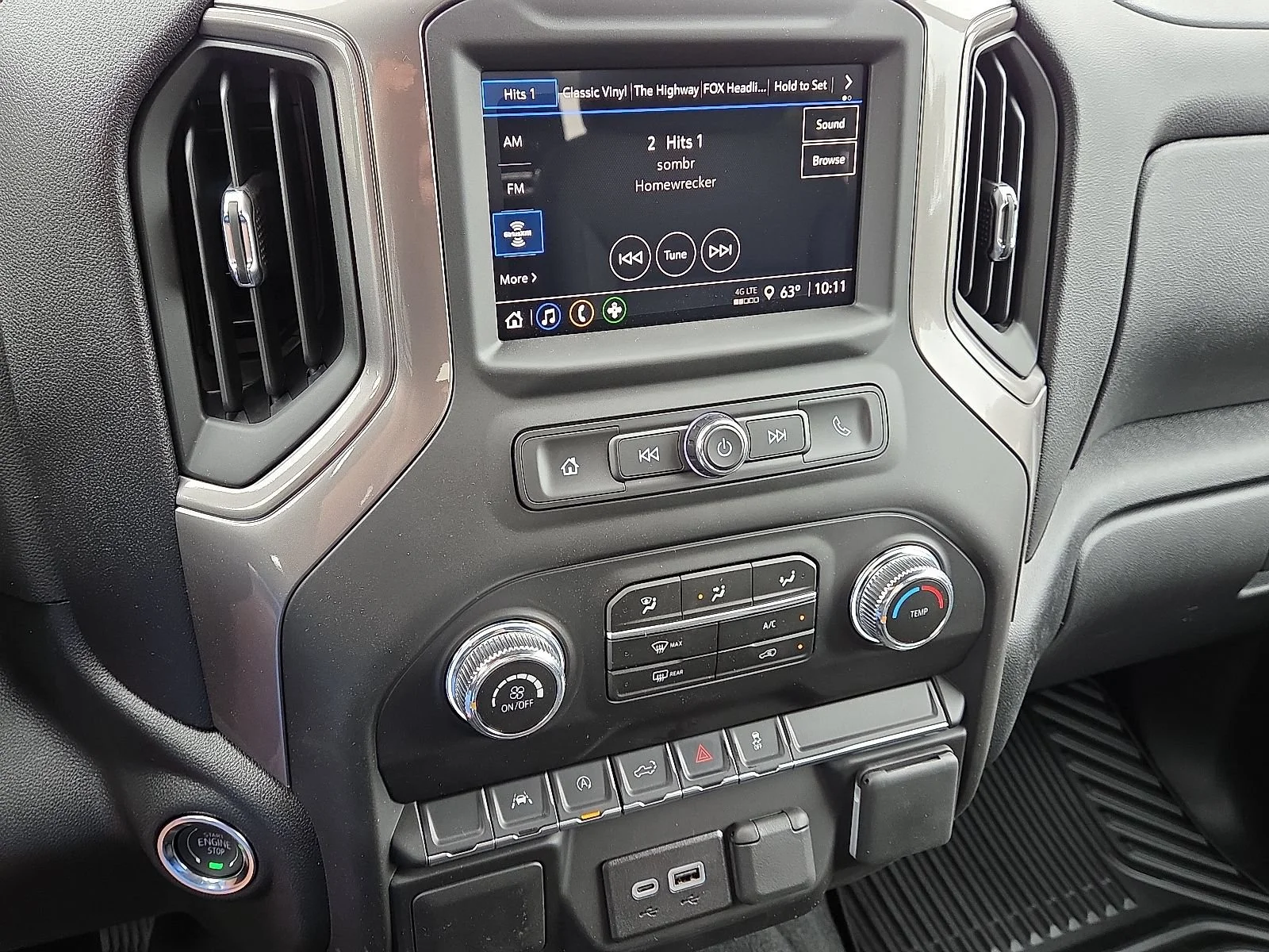 New 2026 Onyx Black GMC Pro image 12