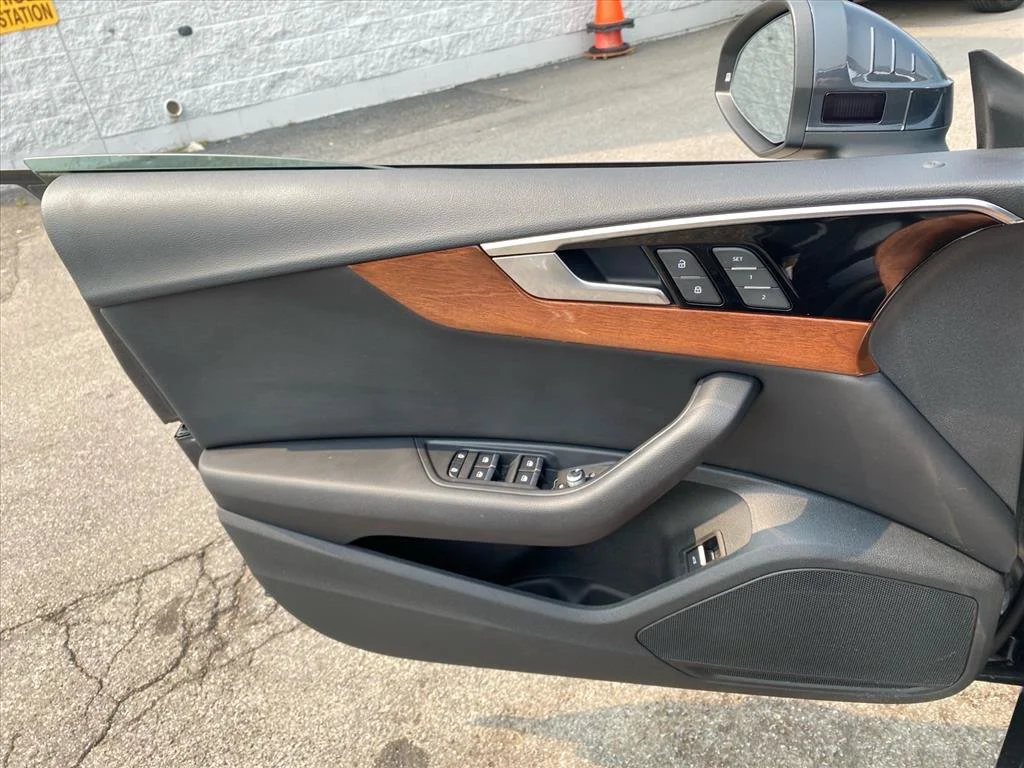 Used 2022 Daytona Gray Metallic Audi Premium quattro image 19