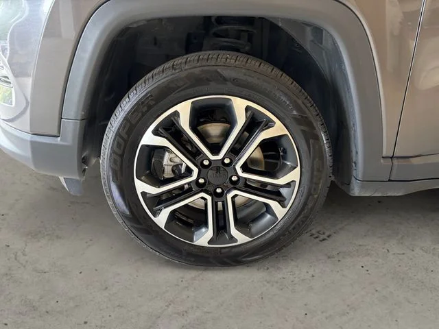 Used 2022 Gray Jeep Limited image 14