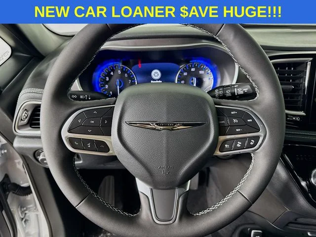 2025 Chrysler Pacifica Select - Photo 11