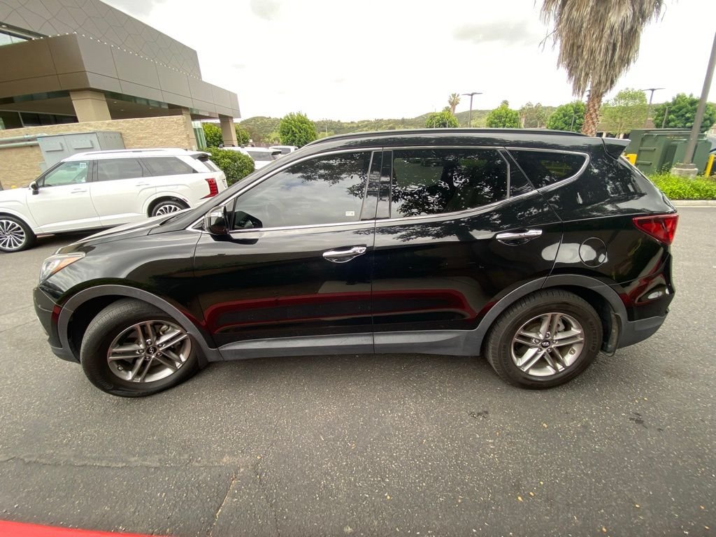 Used 2017 Black Hyundai 2.4 Base image 4