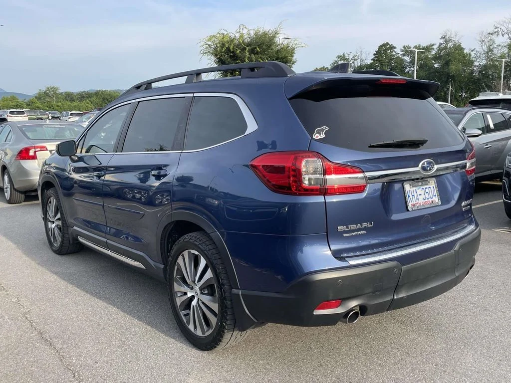 Used 2021 Abyss Blue Pearl Subaru Limited image 3