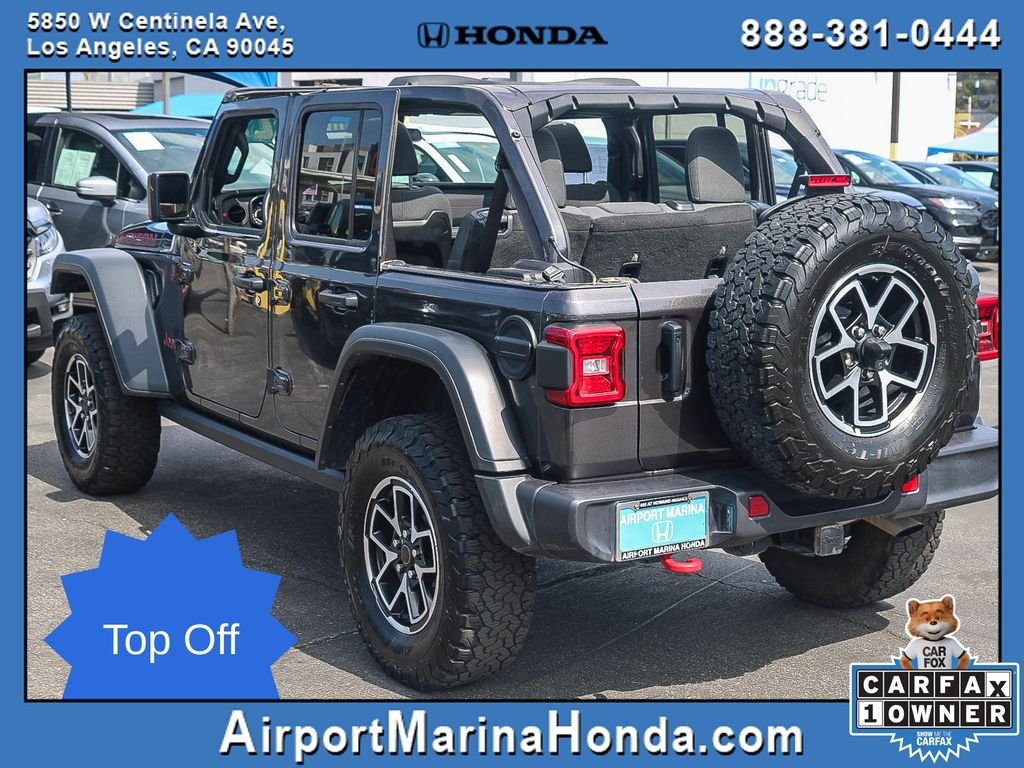 Used 2025 Crystal Metallic Jeep Rubicon image 8