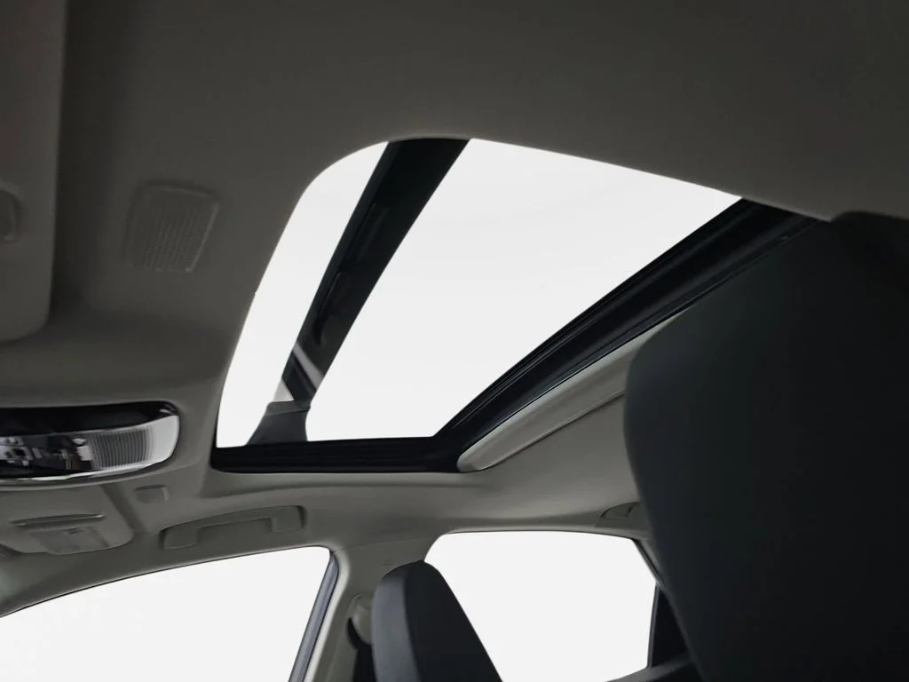 Used 2024 White Lexus 350 Premium image 28